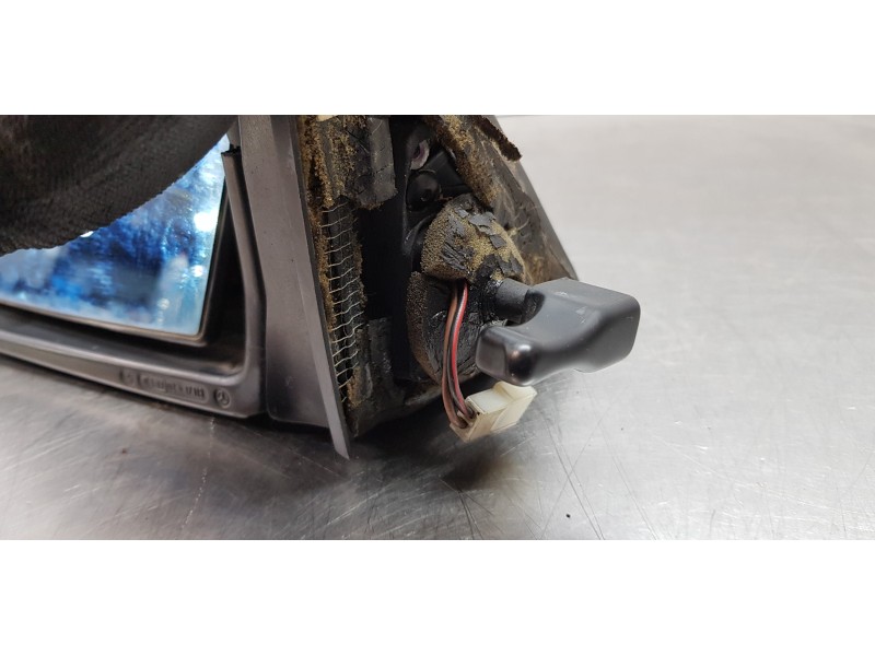 Recambio de retrovisor izquierdo para mercedes clase s (w126) berlina+coupe se 300 referencia OEM IAM A1268104516  
