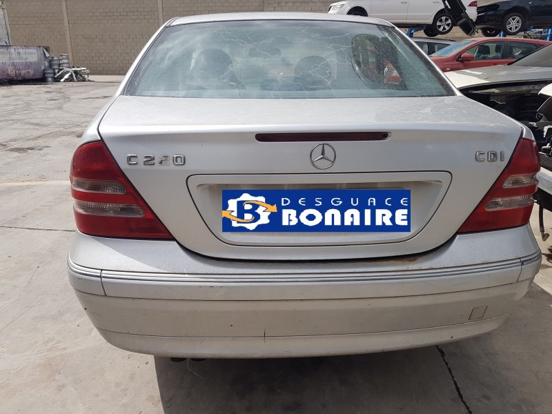 mercedes clase c (w203) berlina del año 2003