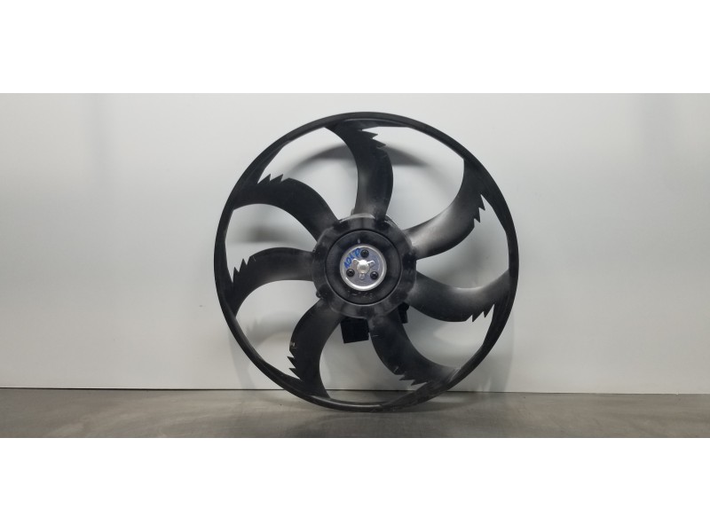 Recambio de electroventilador para toyota rav 4 plug-in hybrid advance referencia OEM IAM 1636025030 2685004000 1636331510