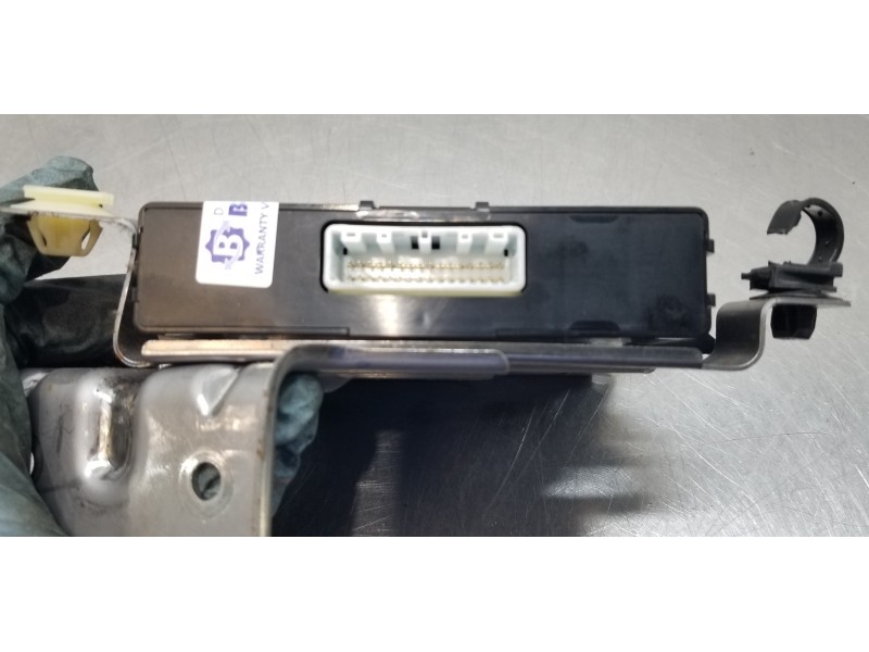 Recambio de modulo electronico para mitsubishi outlander (gf0) phev kaiteki 4wd referencia OEM IAM 8638A146  