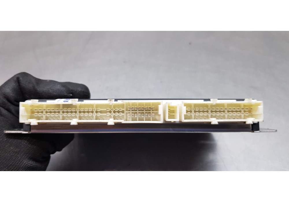 Recambio de centralita suspension para mercedes clase s (w221) berlina 320 / 350 cdi (221.022) referencia OEM IAM A2215407962  