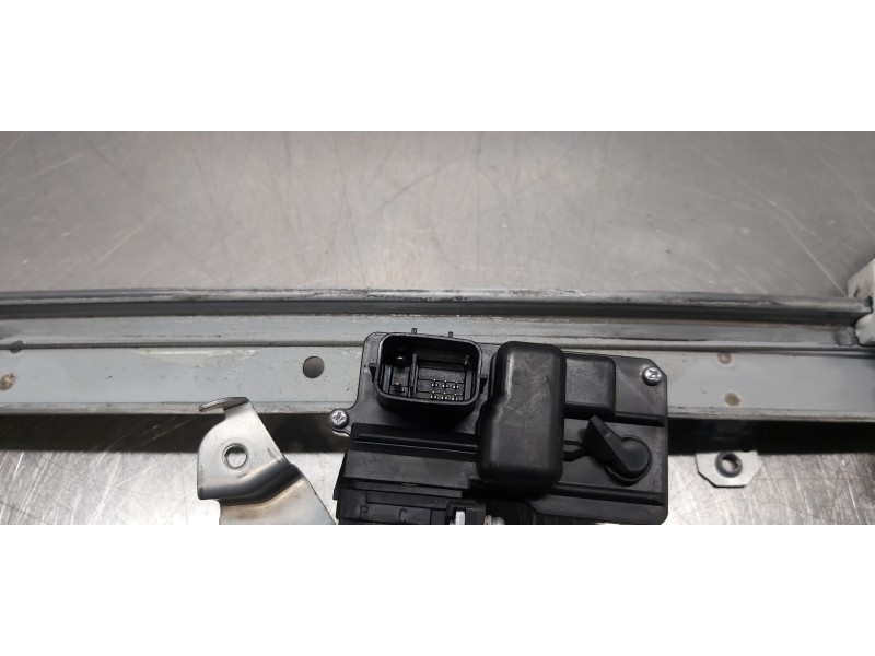 Recambio de elevalunas trasero derecho para renault koleos bose edition referencia OEM IAM 82720JY00A 82750JY00A  Recambio de elevalunas trasero derecho para renault koleos bose edition referencia OEM IAM 82720JY00A 82750JY00A