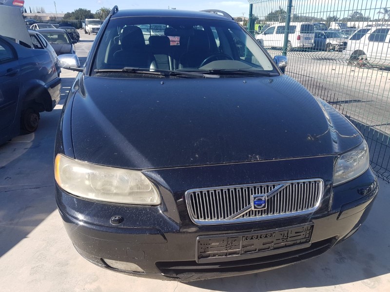 volvo v70 familiar del año 2010