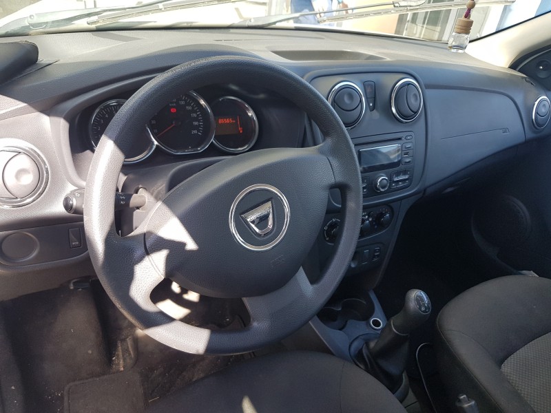 dacia logan ii del año 2015