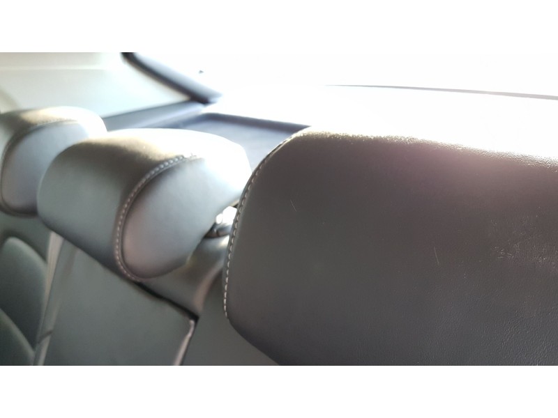 skoda superb combi (3t5) del año 2011