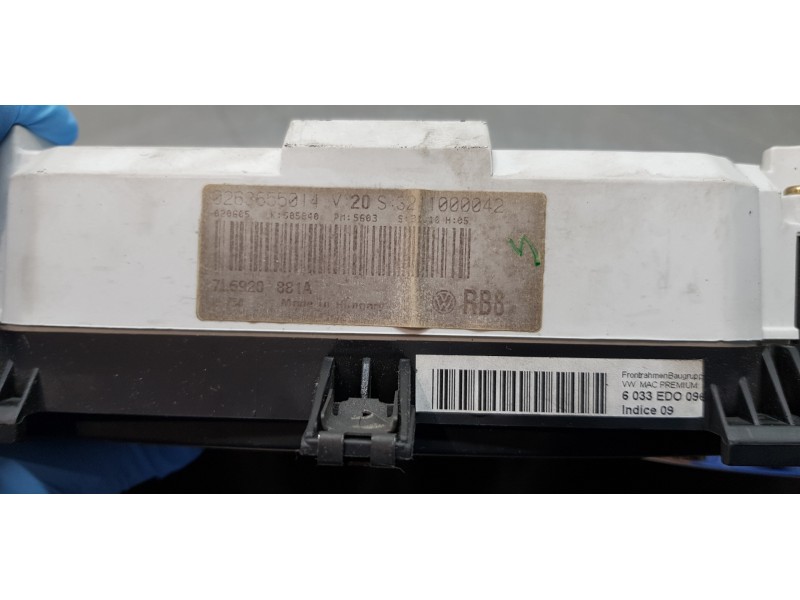 Recambio de cuadro instrumentos para volkswagen touareg (7la) tdi r5 referencia OEM IAM 7L6920881A 7L6920881AX 