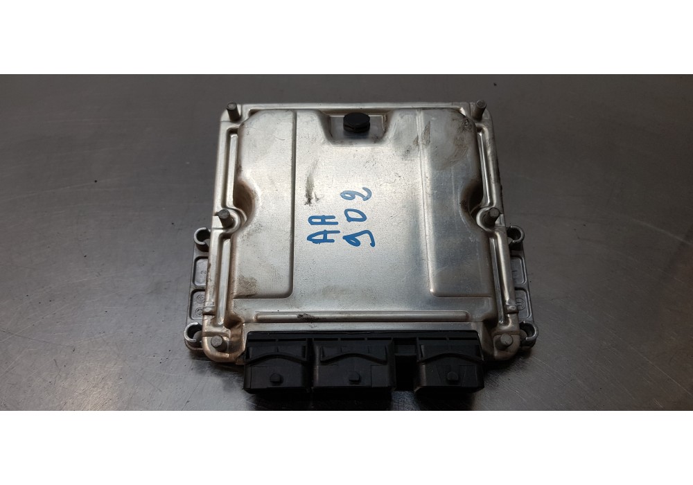 Recambio de centralita motor uce para peugeot 406 coupe (s1/s2) 2.2 hdi referencia OEM IAM 9647474180  
