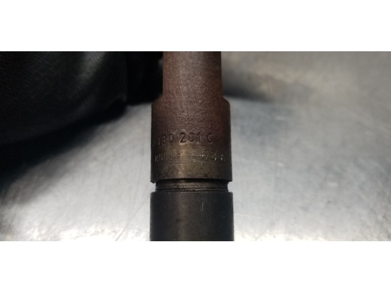 Recambio de inyector para volkswagen lt caja abierta (mod. 1997) lt 28 caja abierta referencia OEM IAM 074130201C  