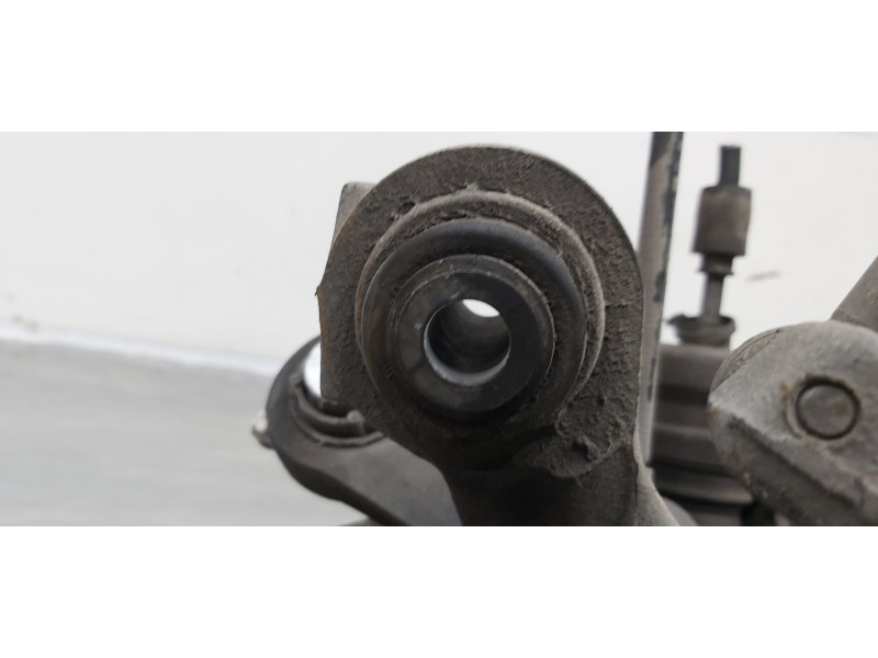 Recambio de mangueta trasera derecha para bmw serie 3 coupe (e92) 320i referencia OEM IAM 33326774810   Recambio de mangueta trasera derecha para bmw serie 3 coupe (e92) 320i referencia OEM IAM 33326774810