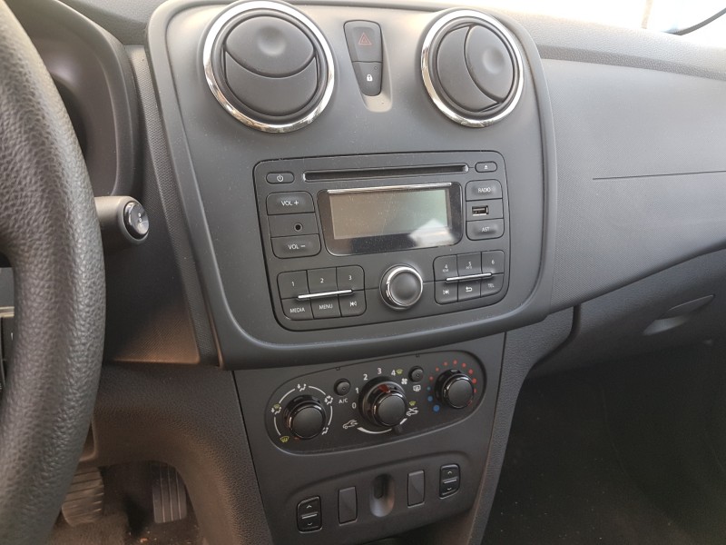 dacia logan ii del año 2015