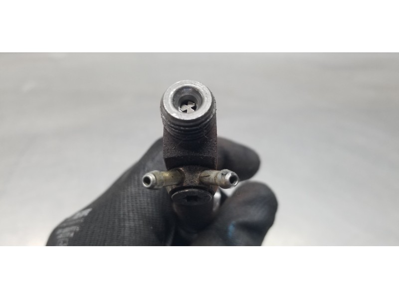 Recambio de inyector para volkswagen lt caja abierta (mod. 1997) lt 28 caja abierta referencia OEM IAM 074130201C  