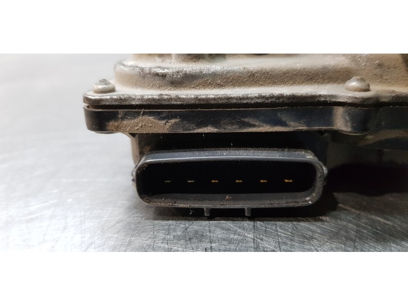 Recambio de caja mariposa para toyota yaris hsd active referencia OEM IAM 2203047040  