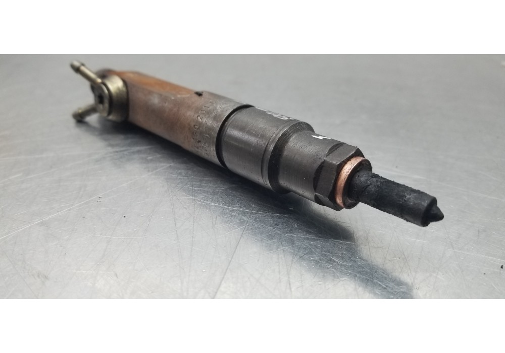 Recambio de inyector para volkswagen lt caja abierta (mod. 1997) lt 28 caja abierta referencia OEM IAM 074130201C  