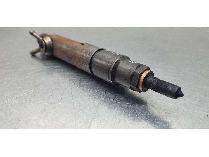 Recambio de inyector para volkswagen lt caja abierta (mod. 1997) lt 28 caja abierta referencia OEM IAM 074130201C  