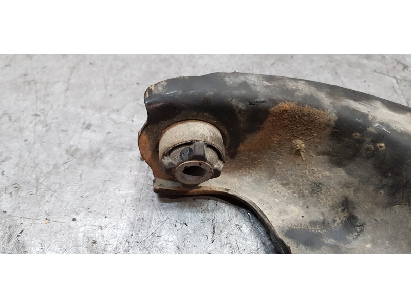 Recambio de brazo suspension inferior delantero izquierdo para dacia logan ii ambiance referencia OEM IAM 545019811R  