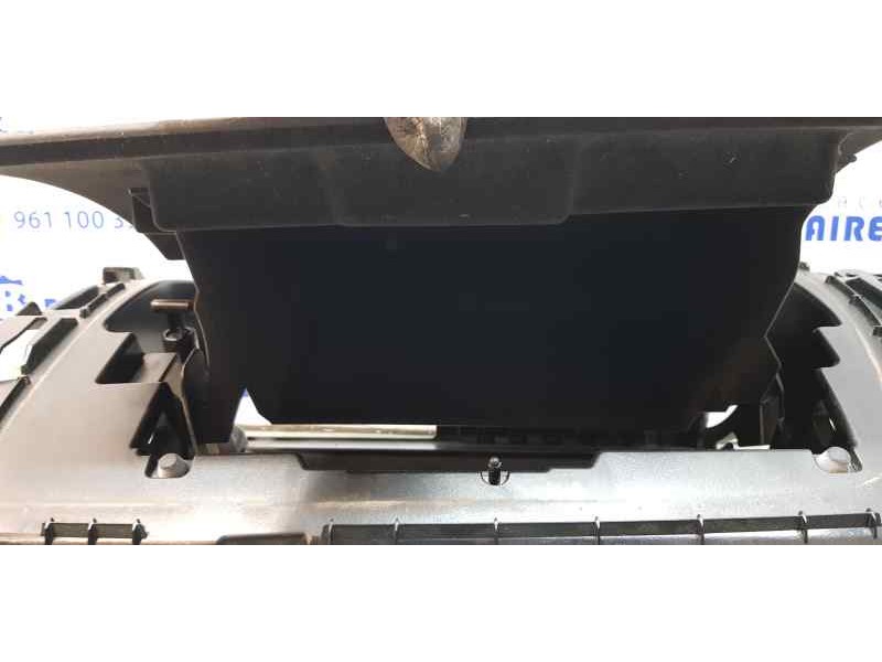 Recambio de guantera para bmw x1 (e84) xdrive 20d referencia OEM IAM 51162991313  