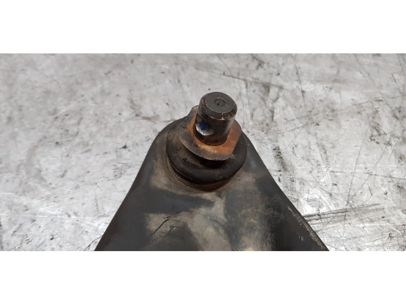 Recambio de brazo suspension inferior delantero izquierdo para dacia logan ii ambiance referencia OEM IAM 545019811R  