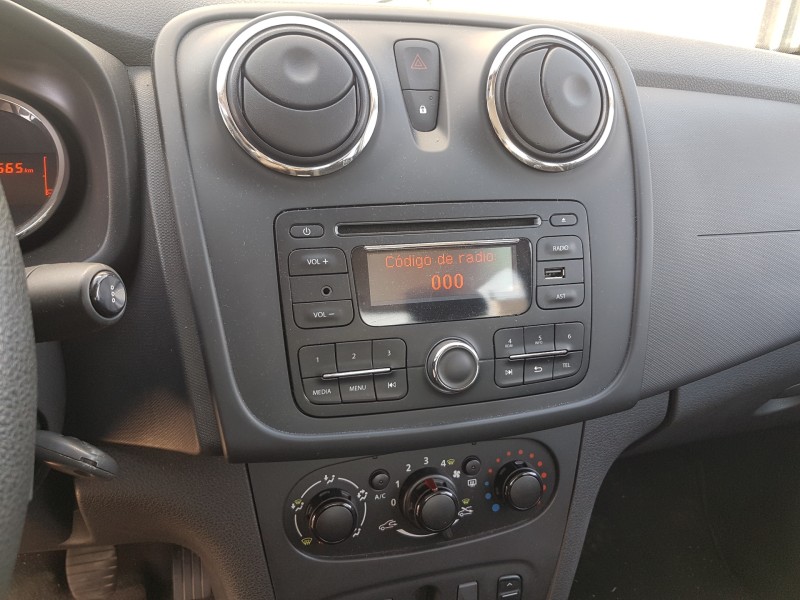 dacia logan ii del año 2015