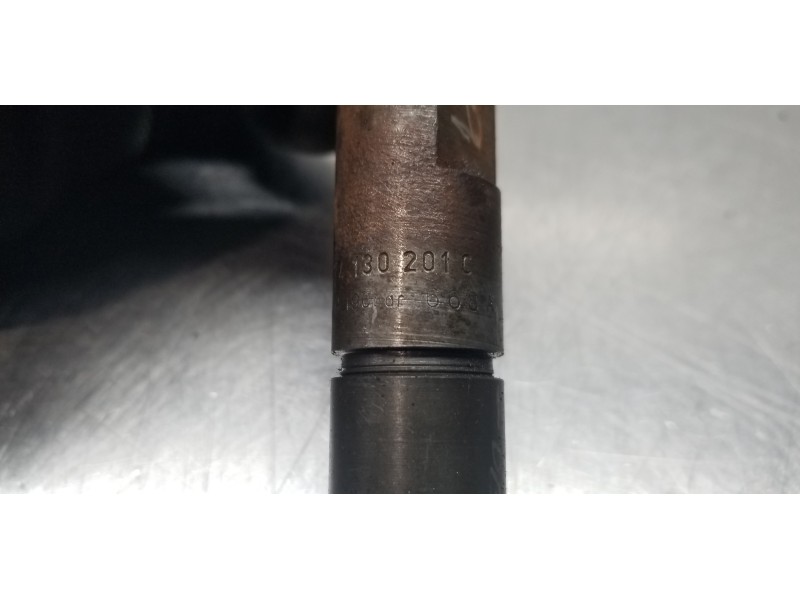 Recambio de inyector para volkswagen lt caja abierta (mod. 1997) lt 28 caja abierta referencia OEM IAM 074130201C  