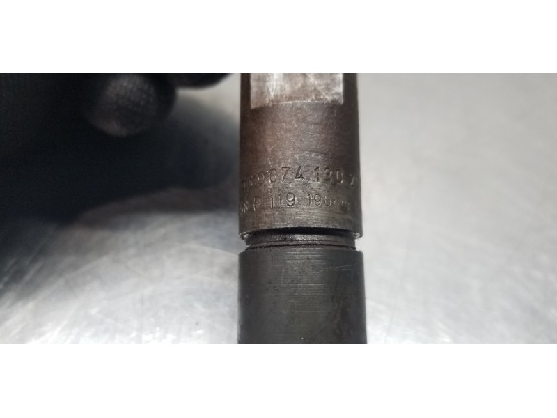 Recambio de inyector para volkswagen lt caja abierta (mod. 1997) lt 28 caja abierta referencia OEM IAM 074130201C  