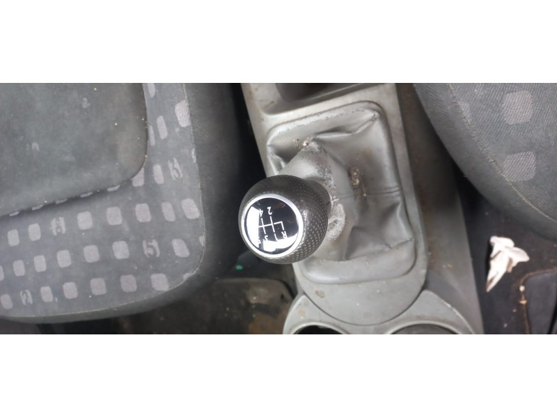 volkswagen new beetle (9c1/1c1) del año 2002 volkswagen new beetle (9c1/1c1) del año 2002