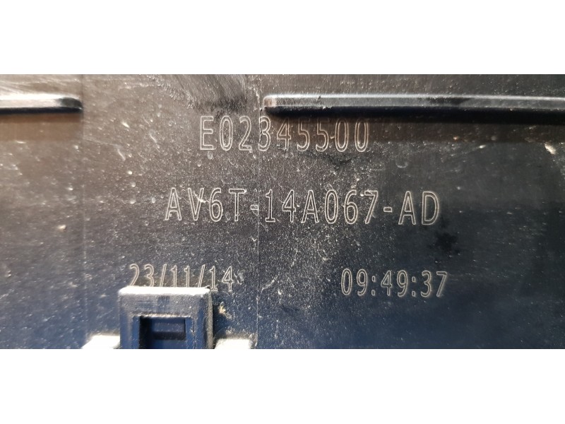 Recambio de caja reles / fusibles para volvo v40 basis referencia OEM IAM AV6T14A142AA  