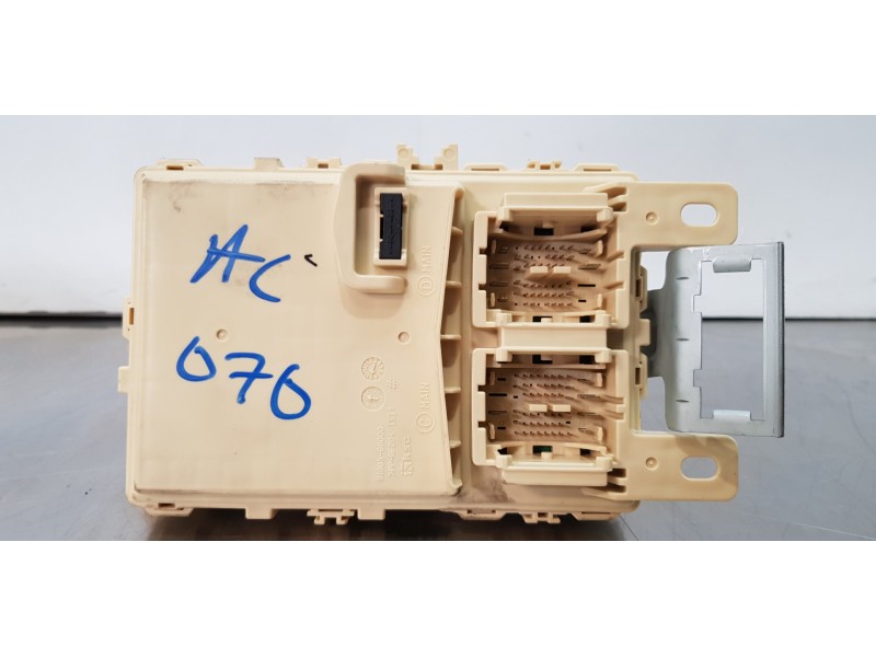 Recambio de caja reles / fusibles para kia rio (yb) drive referencia OEM IAM 91955H8570   Recambio de caja reles / fusibles para kia rio (yb) drive referencia OEM IAM 91955H8570