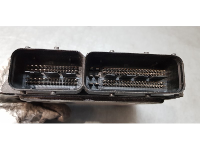 Recambio de centralita motor uce para opel zafira tourer expression referencia OEM IAM 55485466  