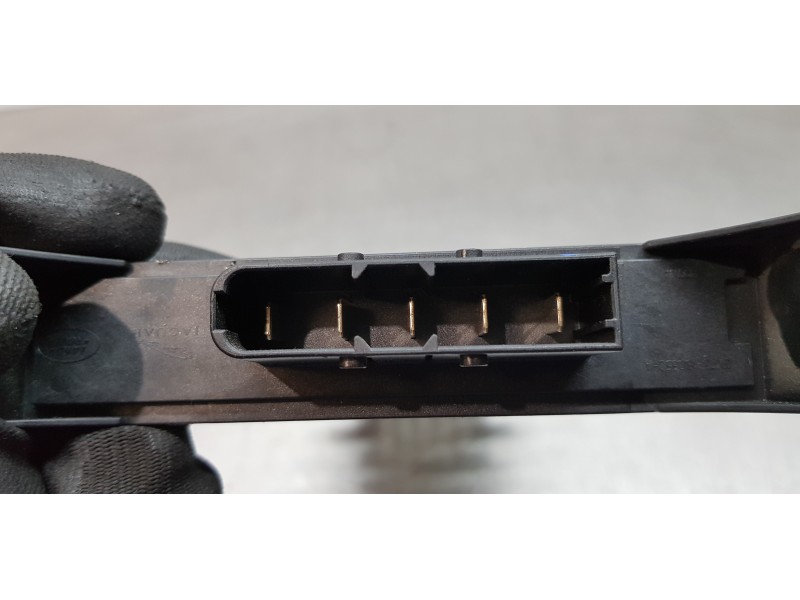 Recambio de calentadores para jaguar xf r-sport awd referencia OEM IAM T2H8152  