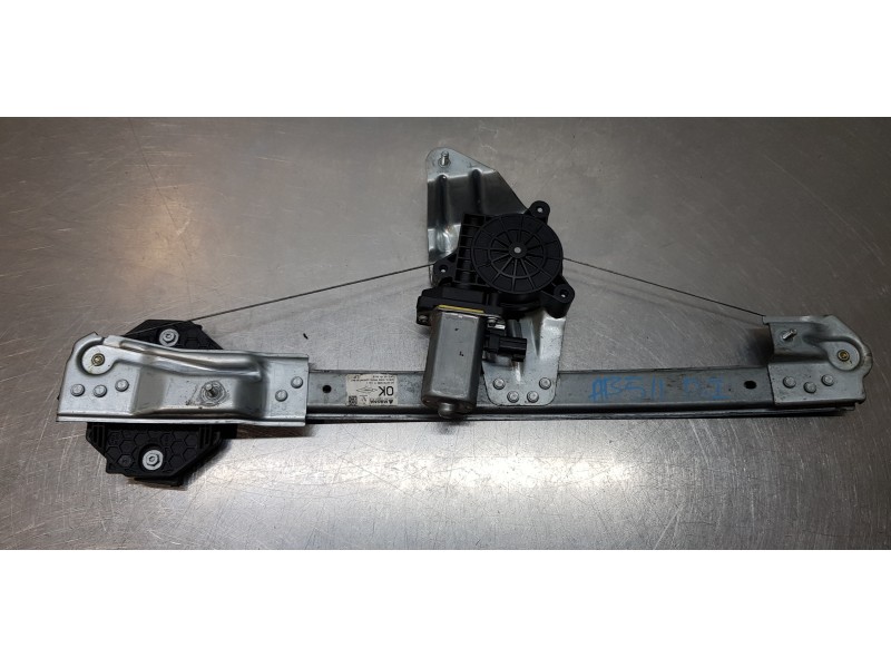 Recambio de elevalunas delantero izquierdo para dacia logan ii ambiance referencia OEM IAM 827213282R  