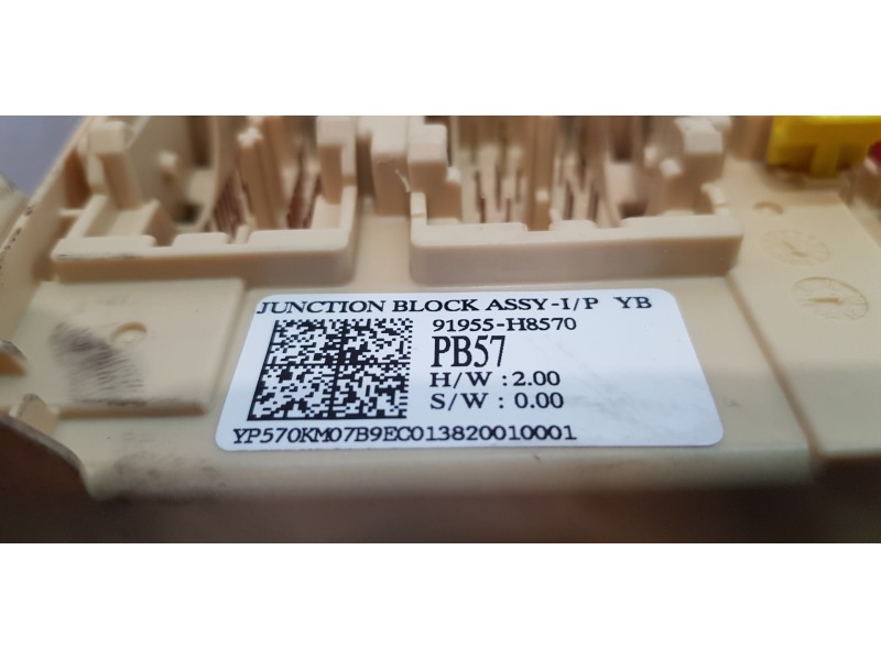 Recambio de caja reles / fusibles para kia rio (yb) drive referencia OEM IAM 91955H8570   Recambio de caja reles / fusibles para kia rio (yb) drive referencia OEM IAM 91955H8570