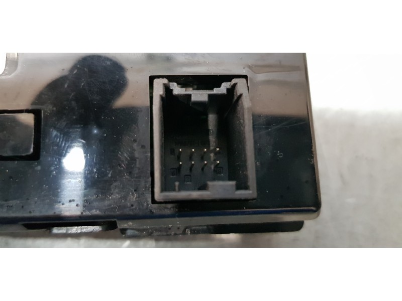 Recambio de pantalla multifuncion para opel zafira tourer expression referencia OEM IAM 13390277  