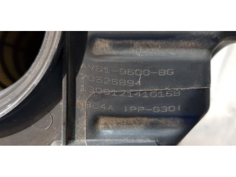 Recambio de filtro aire para volvo v40 basis referencia OEM IAM AV619600BG  