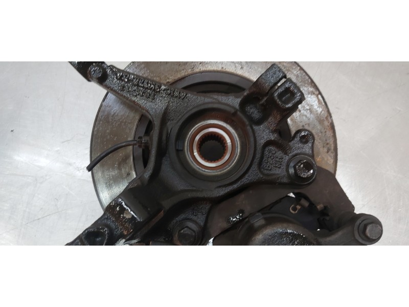 Recambio de mangueta delantera derecha para ford fiesta (ccn) ambiente referencia OEM IAM 1822686 AY1C3K170B1A 2444962 Recambio de mangueta delantera derecha para ford fiesta (ccn) ambiente referencia OEM IAM 1822686 AY1C3K170B1A 2444962