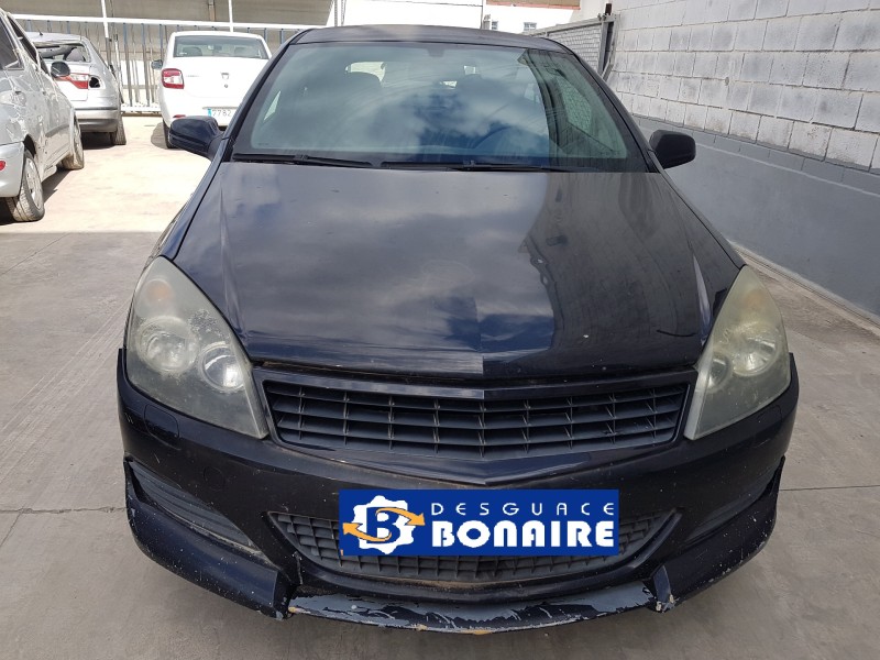 opel astra gtc del año 2008