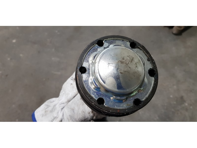 Recambio de transmision central delantera para land rover discovery v6 td hse referencia OEM IAM TVB500160   Recambio de transmision central delantera para land rover discovery v6 td hse referencia OEM IAM TVB500160