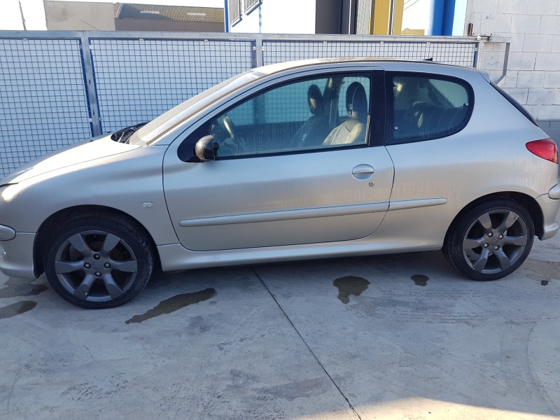peugeot 206 berlina del año 2007
