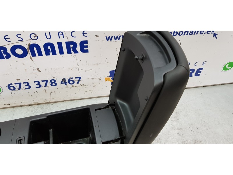 Recambio de apoyabrazos central para nissan qashqai (j10) visia referencia OEM IAM 96910JD03E   Recambio de apoyabrazos central para nissan qashqai (j10) visia referencia OEM IAM 96910JD03E