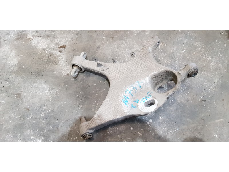 Recambio de brazo suspension inferior trasero derecho para volvo xc60 r design awd referencia OEM IAM 31451943  