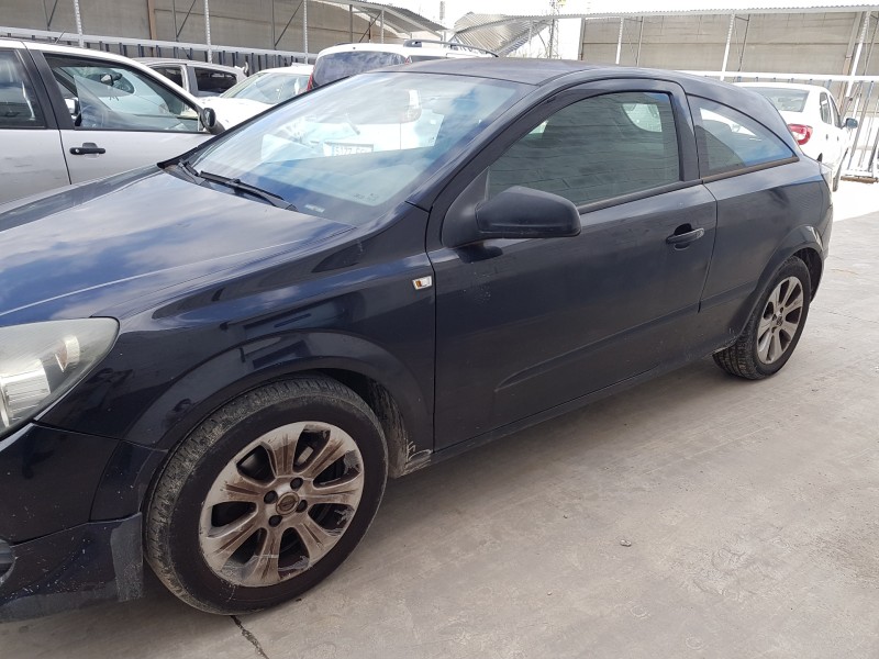 opel astra gtc del año 2008