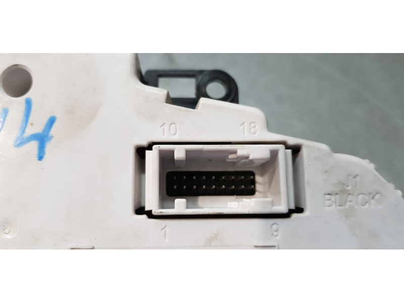 Recambio de mando climatizador para ford fiesta (cb1) ghia referencia OEM IAM 6A6T18C612  