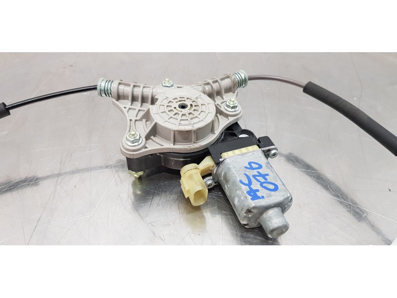 Recambio de elevalunas delantero derecho para kia rio (yb) drive referencia OEM IAM 82402H8100   Recambio de elevalunas delantero derecho para kia rio (yb) drive referencia OEM IAM 82402H8100