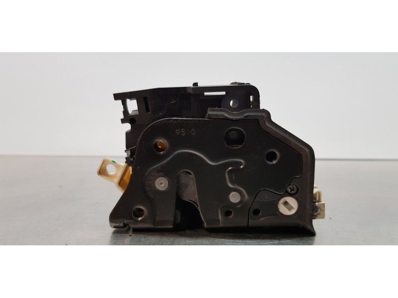 Recambio de cerradura puerta trasera izquierda para seat leon (1p1) reference referencia OEM IAM 1P0839015D 6 PINES 