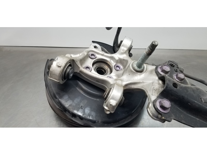 Recambio de mangueta trasera izquierda para toyota rav 4 plug-in hybrid advance referencia OEM IAM 4230542090  