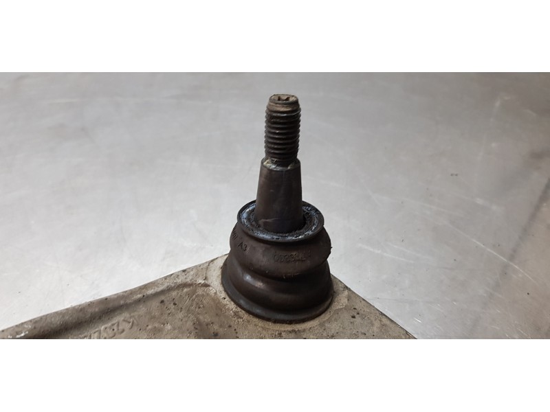 Recambio de brazo suspension superior delantero izquierdo para volvo xc60 r design awd referencia OEM IAM 31360630  