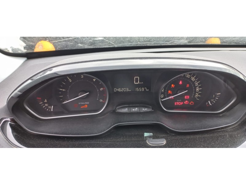 peugeot 208 del año 2017