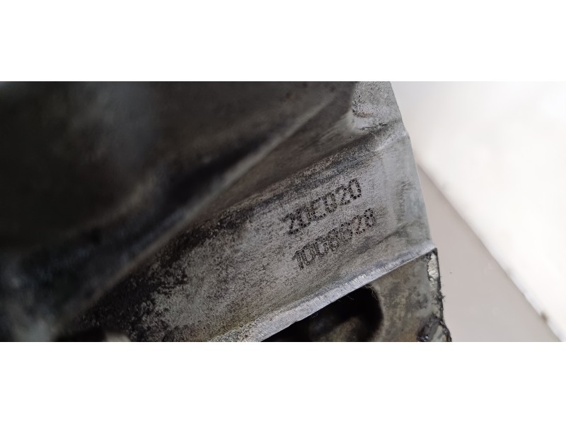 Recambio de caja cambios para peugeot 207 sw confort referencia OEM IAM 20CQ20  