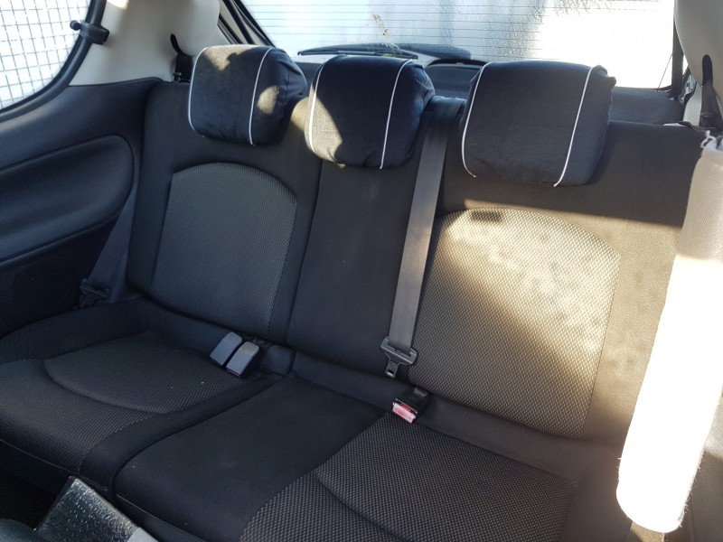 peugeot 206 berlina del año 2007