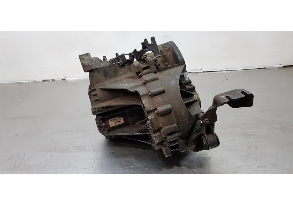 Recambio de caja cambios para ford focus cabrio (ca5) titanium (02.2008) referencia OEM IAM 1882518 8M5R7002FF 8M5R7002FG