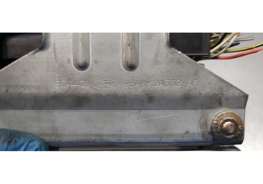 Recambio de centralita motor uce para ford focus berlina (cak) trend referencia OEM IAM 1776295 98AB12A532AF RE98BP12A650TA